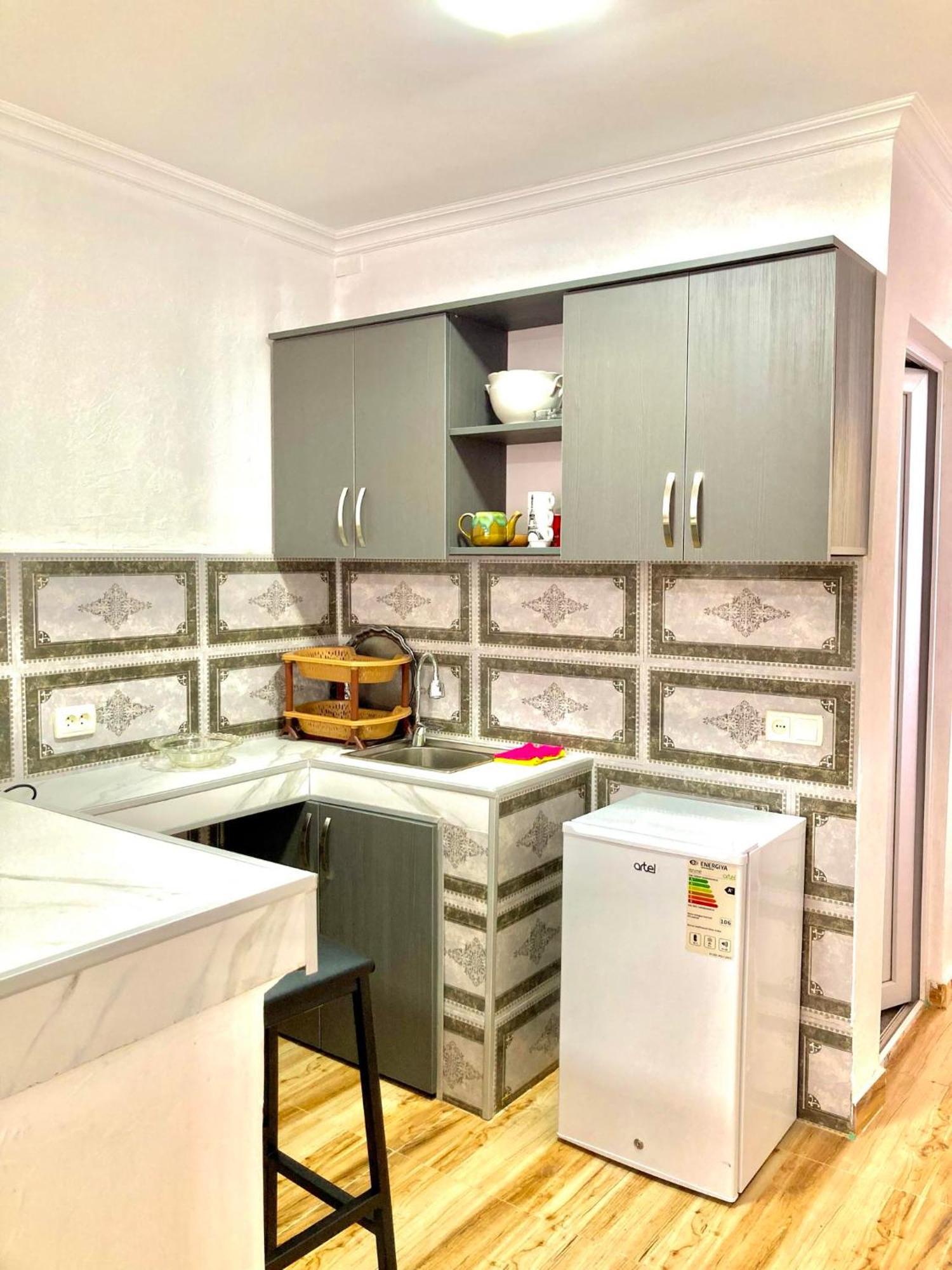 Lukas'S House Hotel Kobuleti ภายนอก รูปภาพ