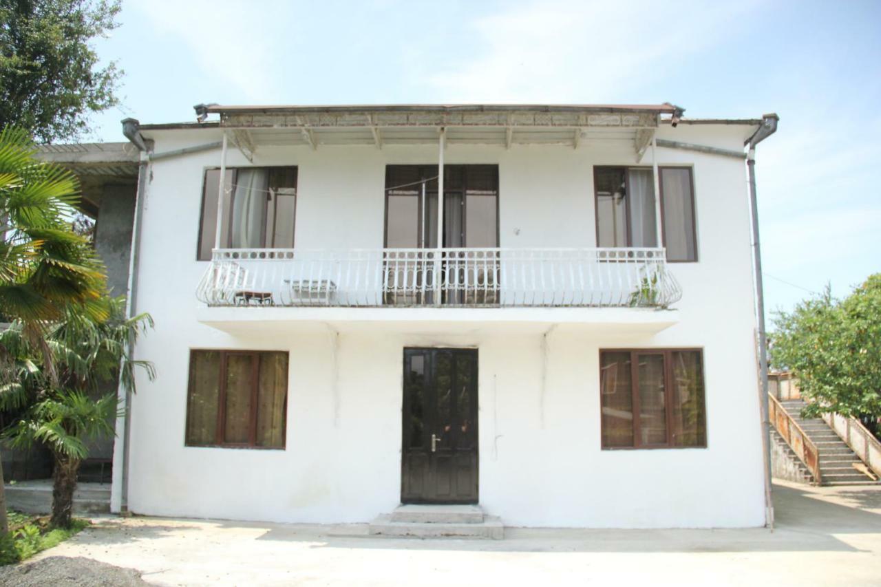 Lukas'S House Hotel Kobuleti ภายนอก รูปภาพ
